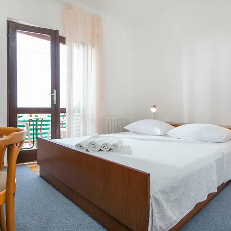 Apartment Mersi I Marijo Podgora (Split-Dalmatia)